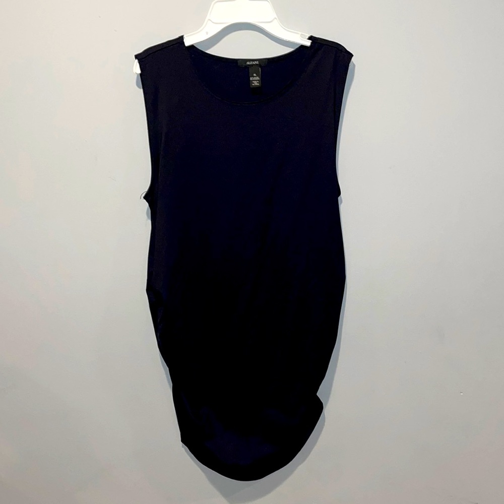 Women’s Alfani size XL black sleeveless ruched-sided top